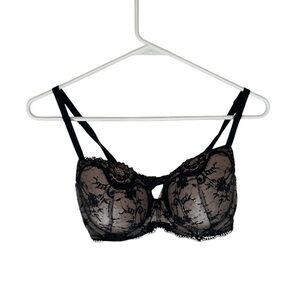 Victoria’s Secret Dream Angels Lined Demi Bra